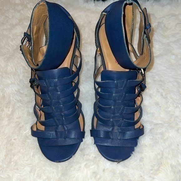 JustFab Shoes - Blue ankle strap candles - size 8